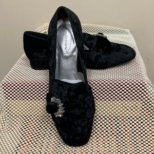 Comfortview black velvet 9.5 WW